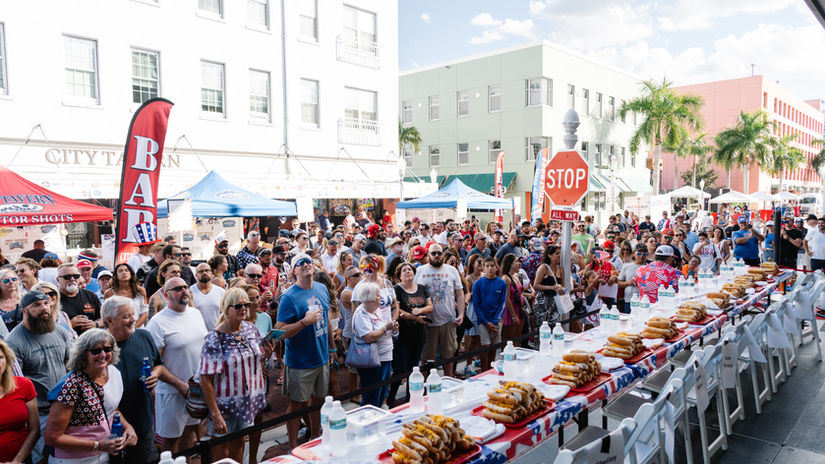 City Tavern - 4th of July Chili Dog Eating Contest 2024 (4K)